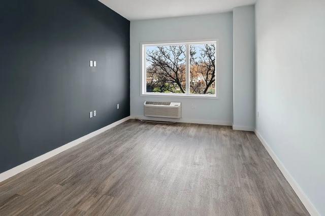 Building Photo - 1 bedroom in BROOKLYN NY 11235