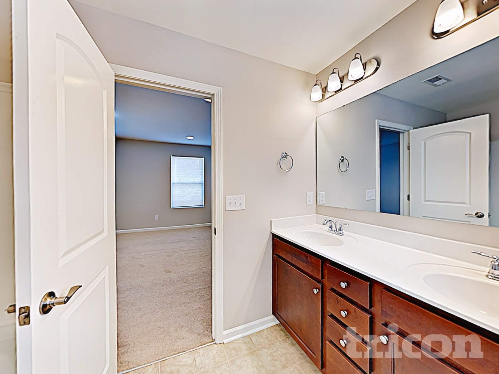 Building Photo - 1195 Thanet St SW