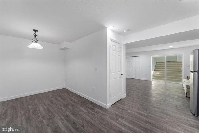 Building Photo - 217 Bridgewater Dr