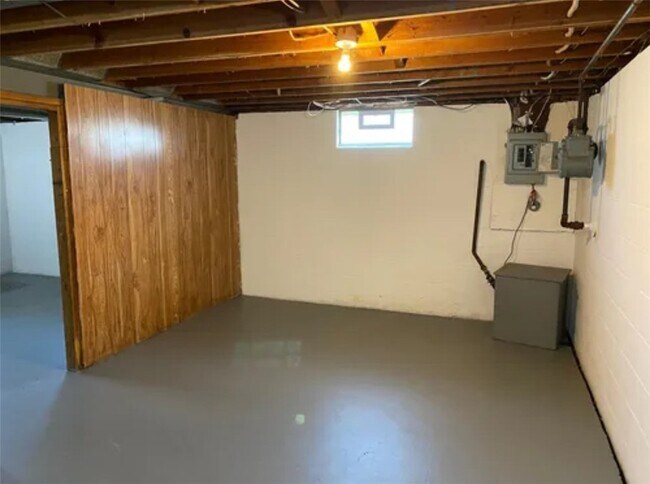 Building Photo - 2384 Spencerport Rd