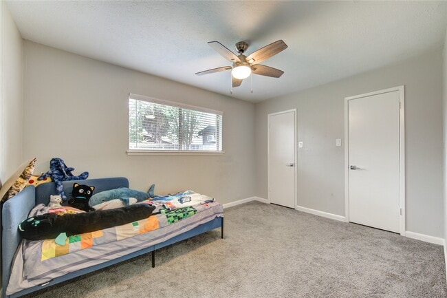 Building Photo - 3046 Wagon Trail Dr