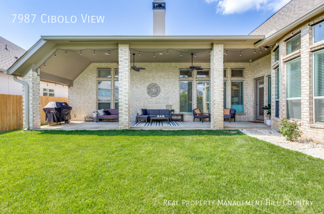 Building Photo - Stunning 4-Bedroom Home in Fair Oaks Ranch