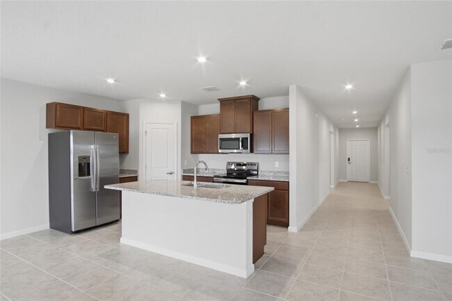 Building Photo - 724 Cantaberry Dr