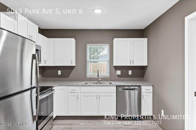 Building Photo - 5049 Park Ave S