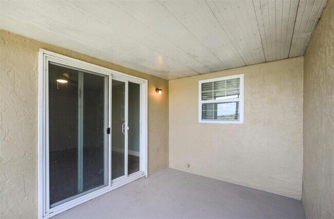 Building Photo - 1184 Woodman Way