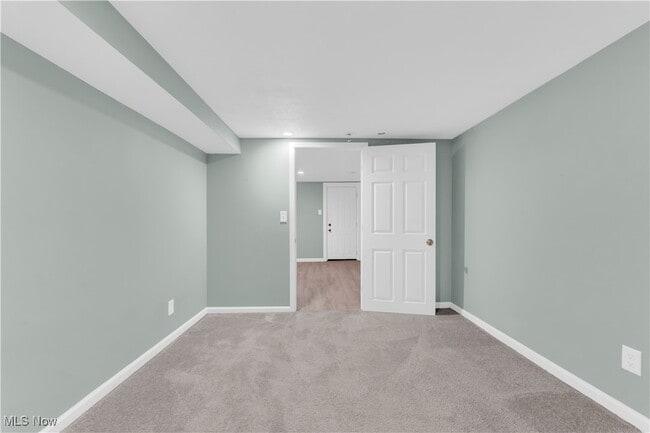 Building Photo - 3528 Meadowbrook Blvd