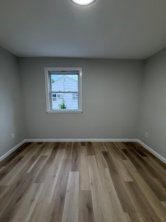 Building Photo - 150 Riggins Blvd
