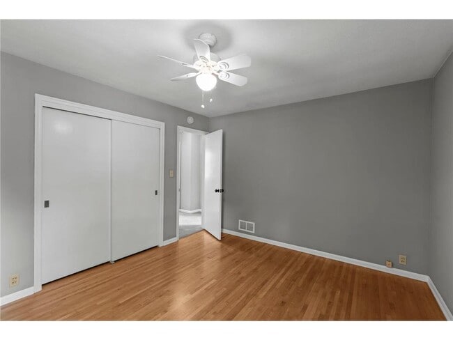 Building Photo - 1435 Englert Rd
