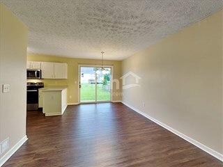 Building Photo - 1217 Walker Springs Dr