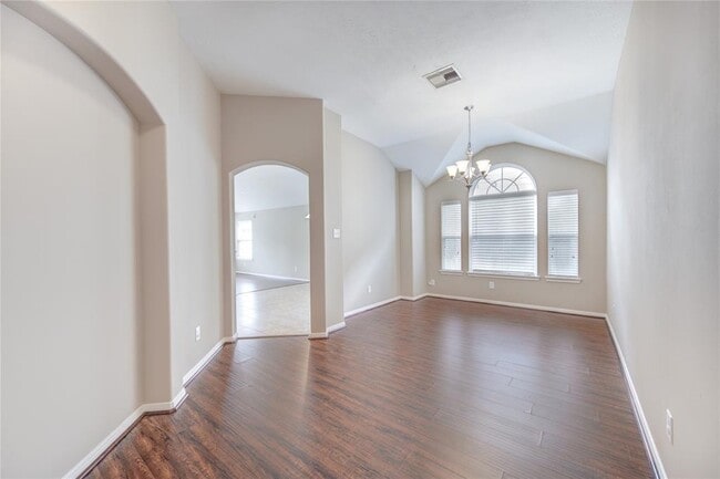 Building Photo - 5806 Cedar Field Way