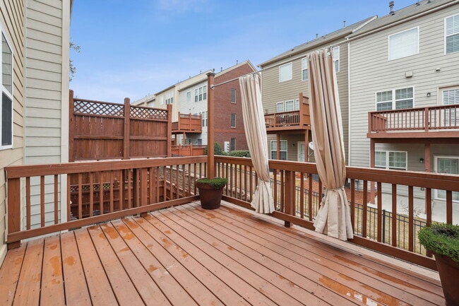 Building Photo - 4913 Greylock Walk SE