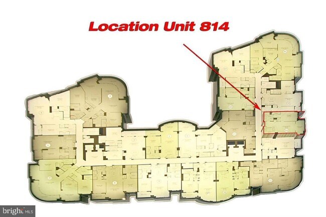 Building Photo - 8220 Crestwood Heights Dr