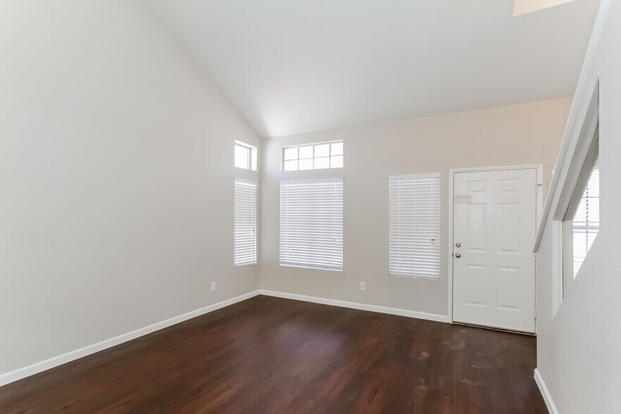 Building Photo - 175 Alterra Dr