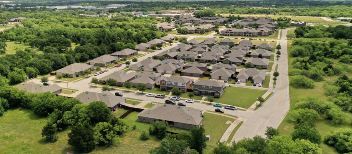 Building Photo - 308 Wrangler Ln