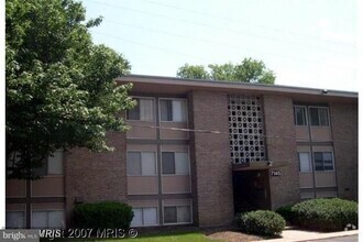 Building Photo - 7145 Donnell Pl