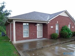 Building Photo - 5157a Maysville Rd