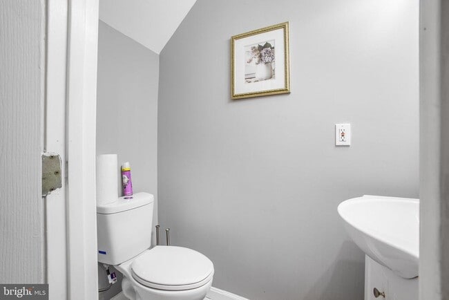 Building Photo - 9820 Berrywood Ct