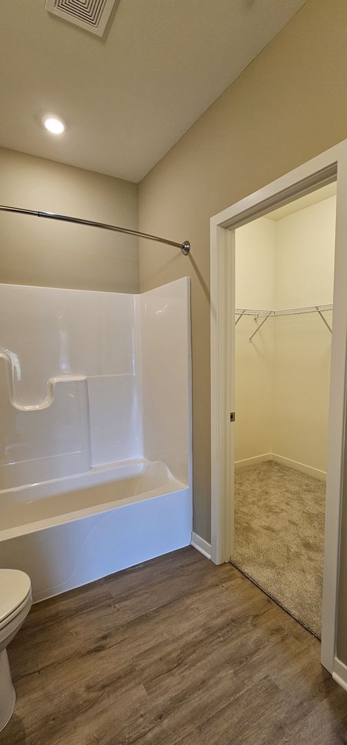 Building Photo - Chestnut - 2Br/2Ba Rental Home - First Floor