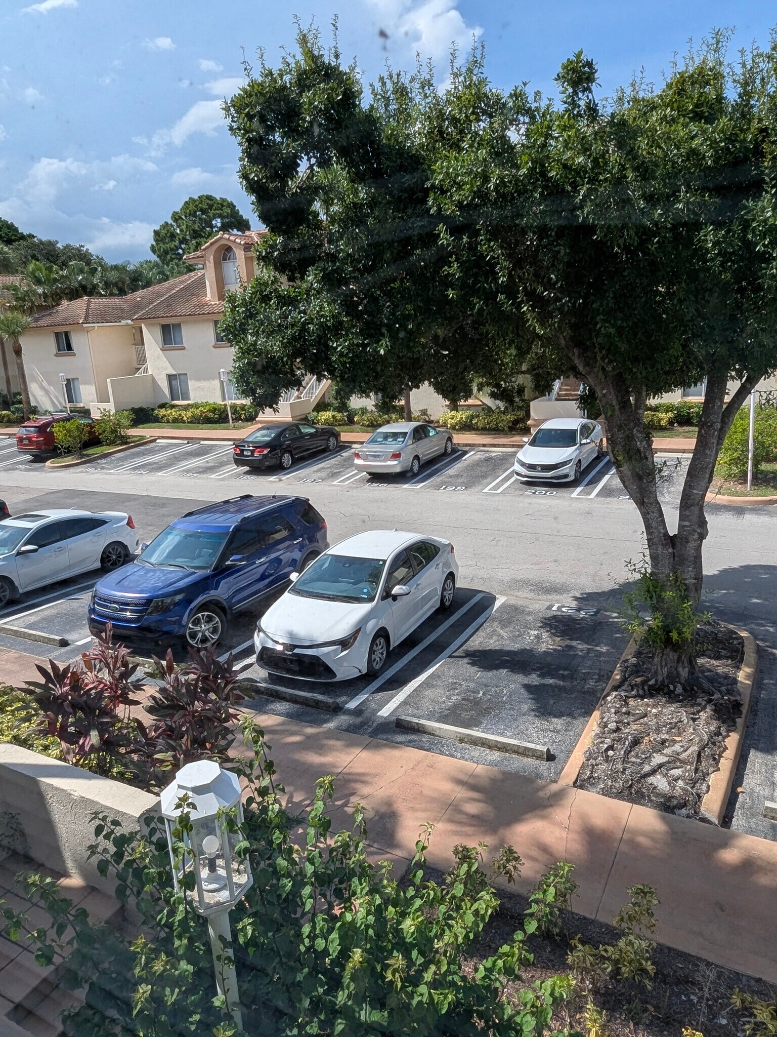 Building Photo - 18203 Glenmoor Dr