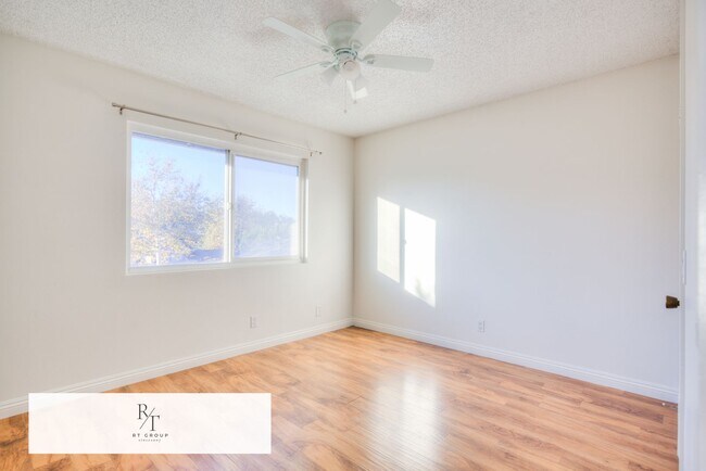 Building Photo - Walnut Valley Unified School District