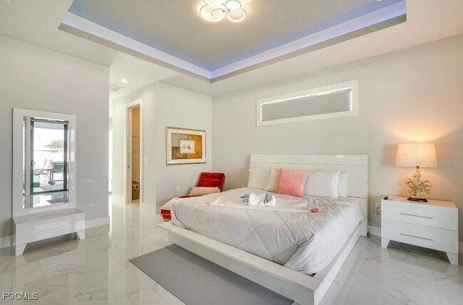 Building Photo - 117 SE 4th St