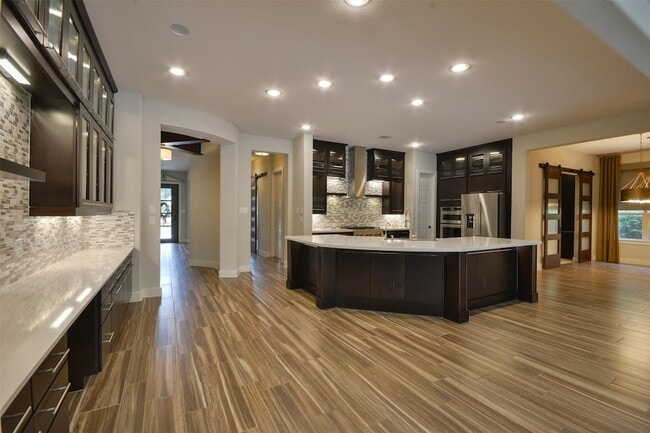 Building Photo - 5911 Vineyard Creek Ln