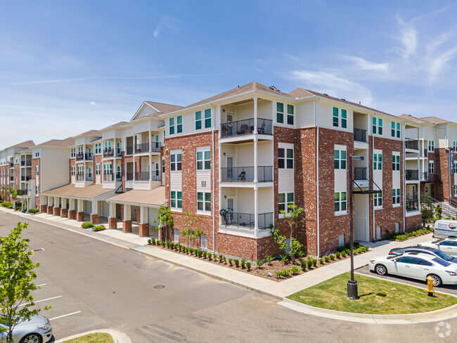 Building Photo - The Lofts