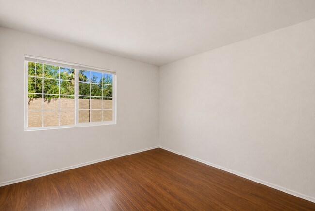 Building Photo - 45 N Phyllis-109