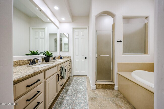 Building Photo - 14383 W Monte Vista Rd