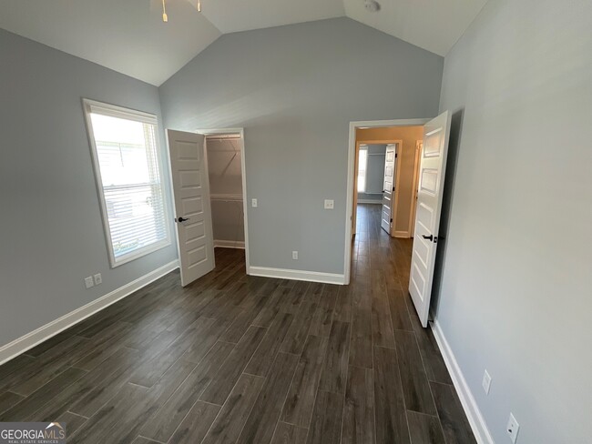 Building Photo - 200 Ryan Nicholas Dr