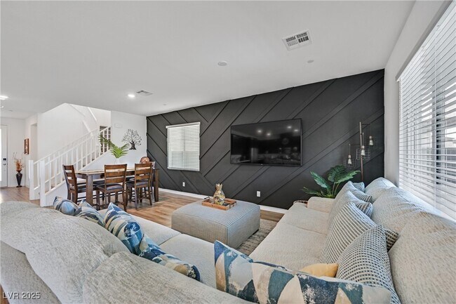 Building Photo - 282 Mount Steel Ave