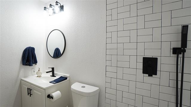 Building Photo - 6408 Locust St