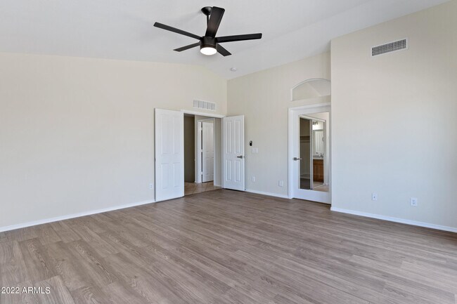 Building Photo - 5976 W Audrey Ln