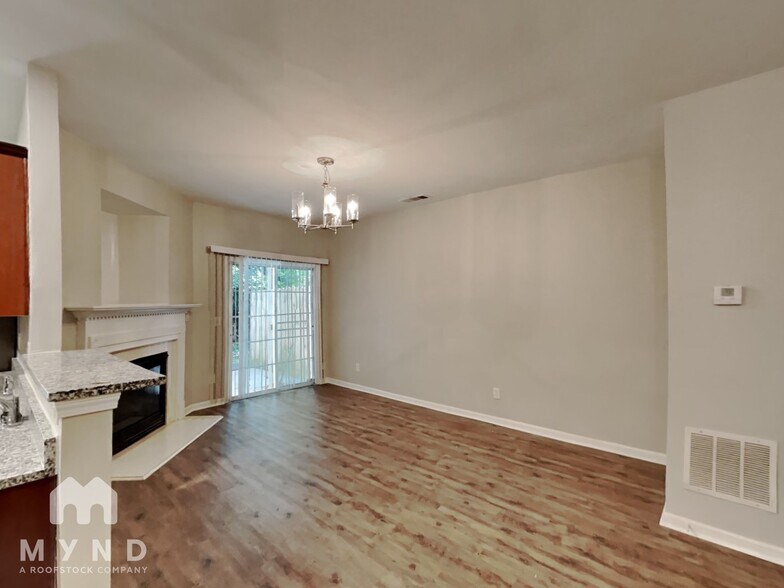 Building Photo - 3676 Utoy Dr SW