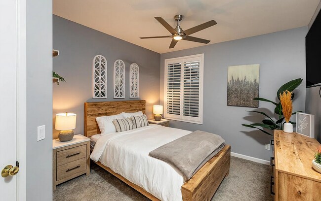 Building Photo - Luxurious Carlsbad Beach Townhouse - Your Coastal Dream Awaits!