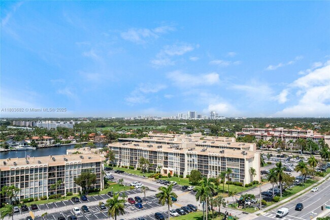 Building Photo - 600 Three Islands Boulevard