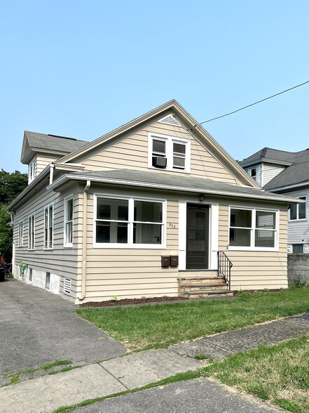 Building Photo - 522 Stafford Ave