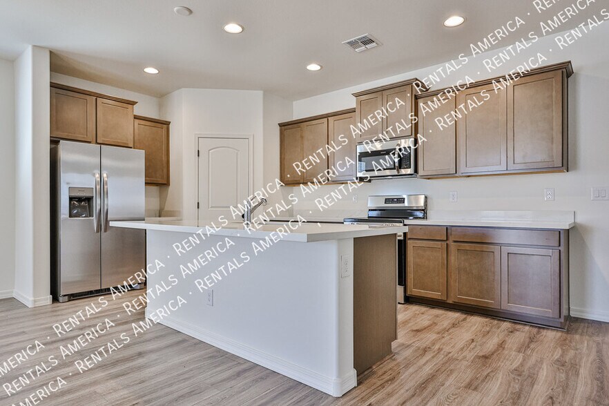 Building Photo - 24144 W Gibson Ln