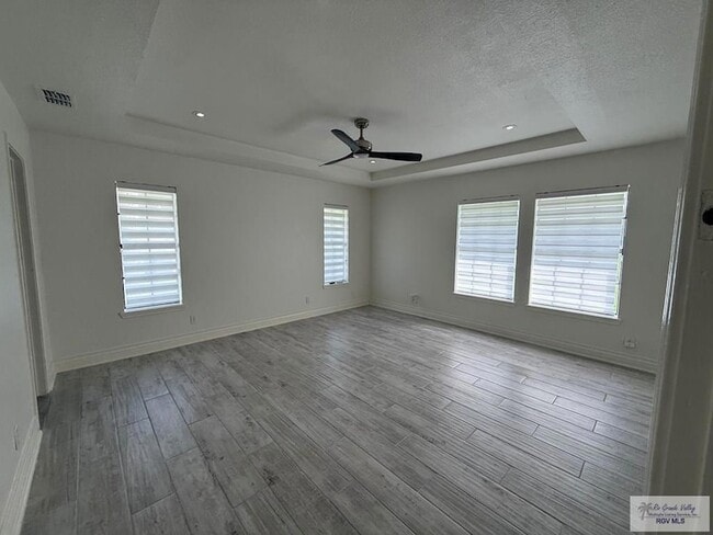 Building Photo - 48 Pizarro Ave