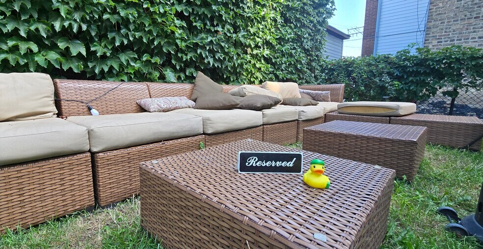 Building Photo - 4037 N Long Ave