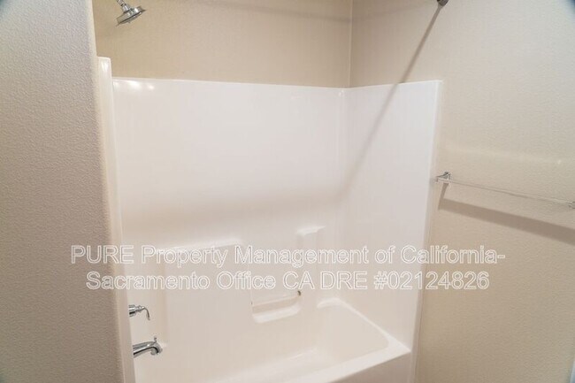 Building Photo - 5572 Amnest Way