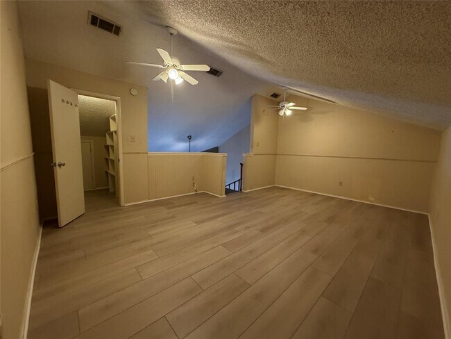 Building Photo - 2500 Burleson Rd