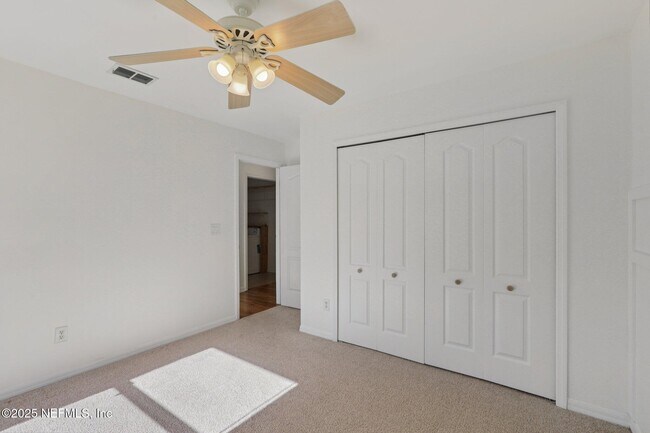 Building Photo - 350 Turtle Dove Dr