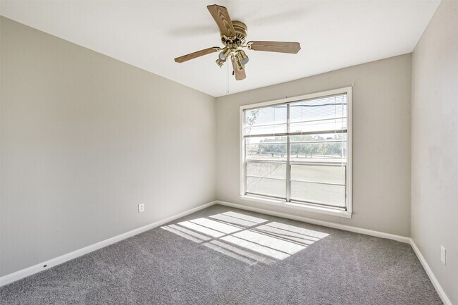 Building Photo - 4613 Cashel Glen Dr