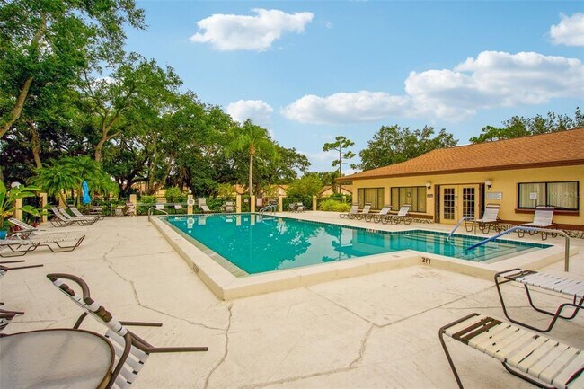 Building Photo - 5793 Avista Dr