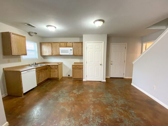 Building Photo - 3 bed, 2 bath in Brighton Tn