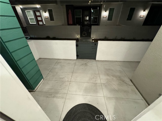 Building Photo - 247 Sash
