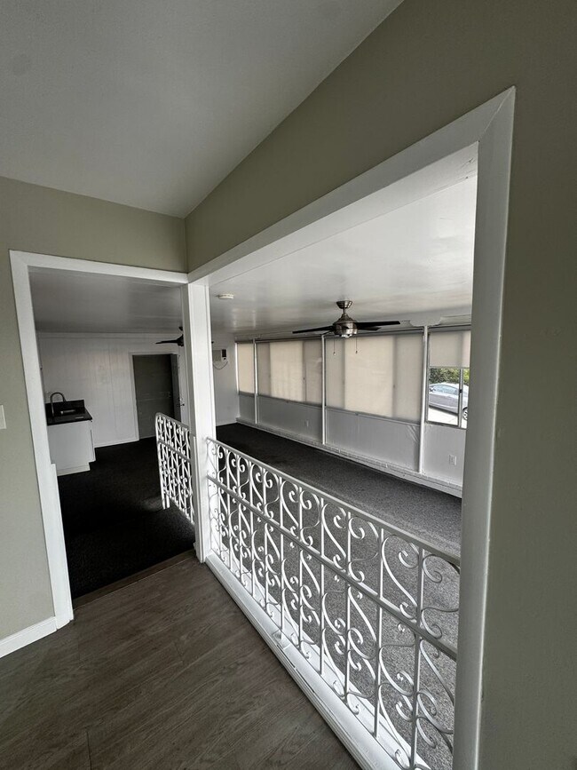 Building Photo - Guy &amp; Crowell