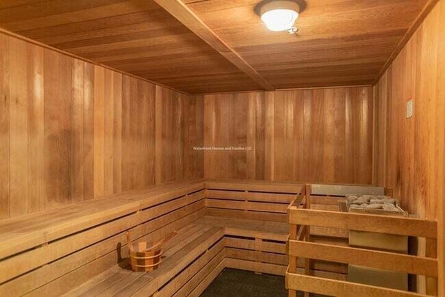 Building Photo - 350 N Federal Hwy