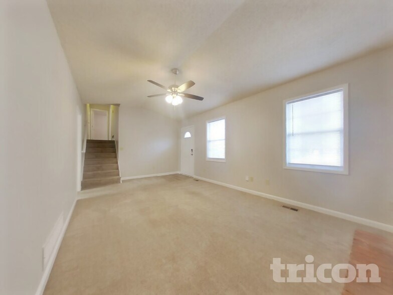 Building Photo - 2988 Forest Ridge Ct